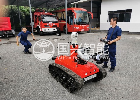 益陽(yáng)水炮聯(lián)動(dòng)機器人交付